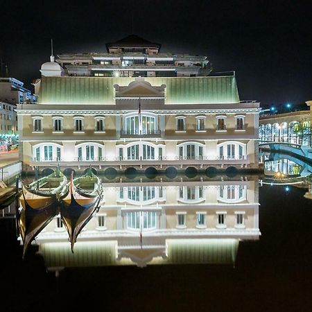 Aveiro 5 Estrelas Palace Apartment Exterior photo